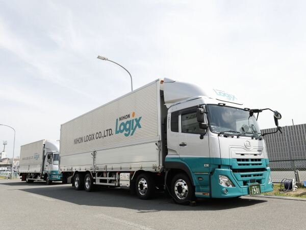 大型ドライバー／年収450万～／賞与年2回／未経験者歓迎