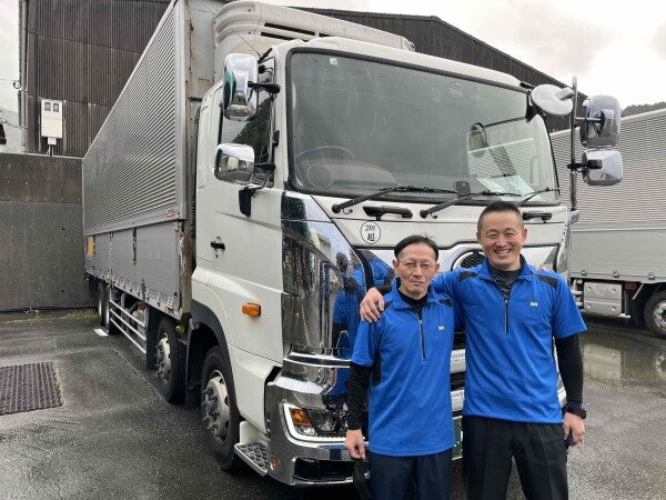 大型トラックドライバー