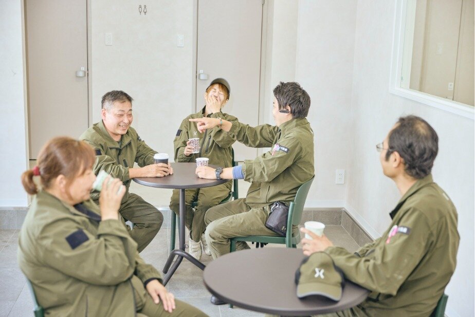 毎日帰れる食品配送ドライバー（8t）／正社員