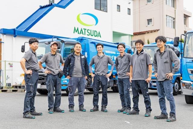 古紙回収ドライバー