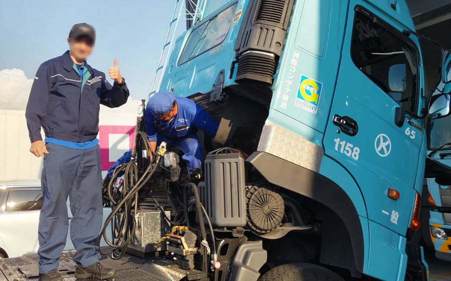 【女性・未経験者歓迎】神戸・南港の海上コンテナドライバー【有給あり】【賞与あり】