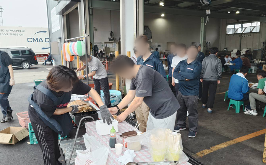 【女性・未経験者歓迎】神戸・南港の海上コンテナドライバー【有給あり】【賞与あり】